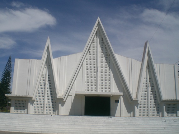 Kerk aan het centrale plein van Liberia in Costa Rica