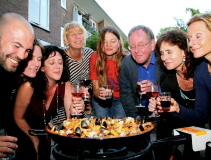fideua-kookworkshop-bij-spaans-spreken-bij-elisenda-amsterdam